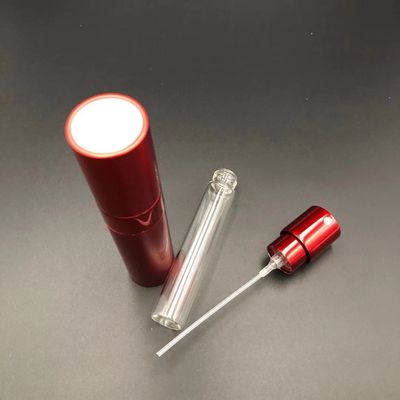 Le donne dimagriscono lo spruzzo riutilizzabile 7ml 0.23oz dell'atomizzatore del profumo di Travalo di viaggio